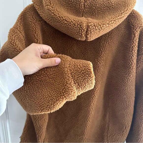 Fabletics Lotta Teddy Jacket Women’s Size Small - Picture 11 of 12